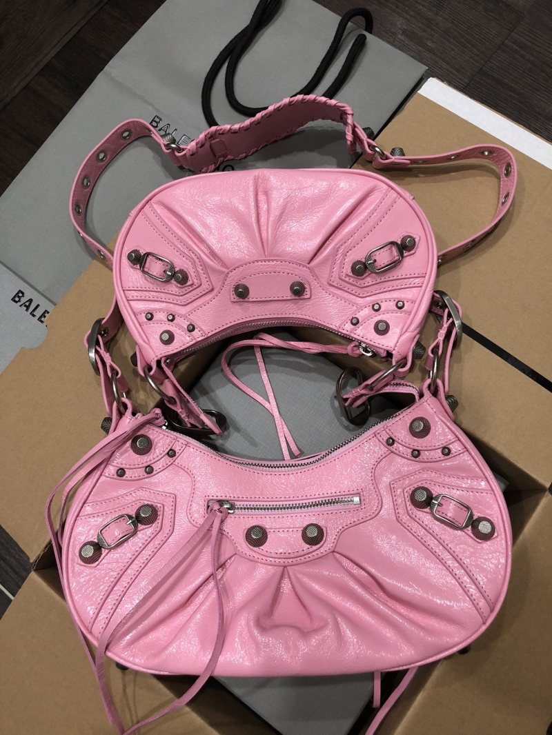 Ba1en*iaga le cagole bags